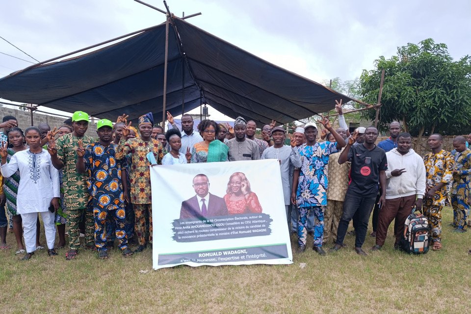 Anita Ahouandjinou Ogou et les enseignants de la 6è CE mobilisés derrière Wadagni