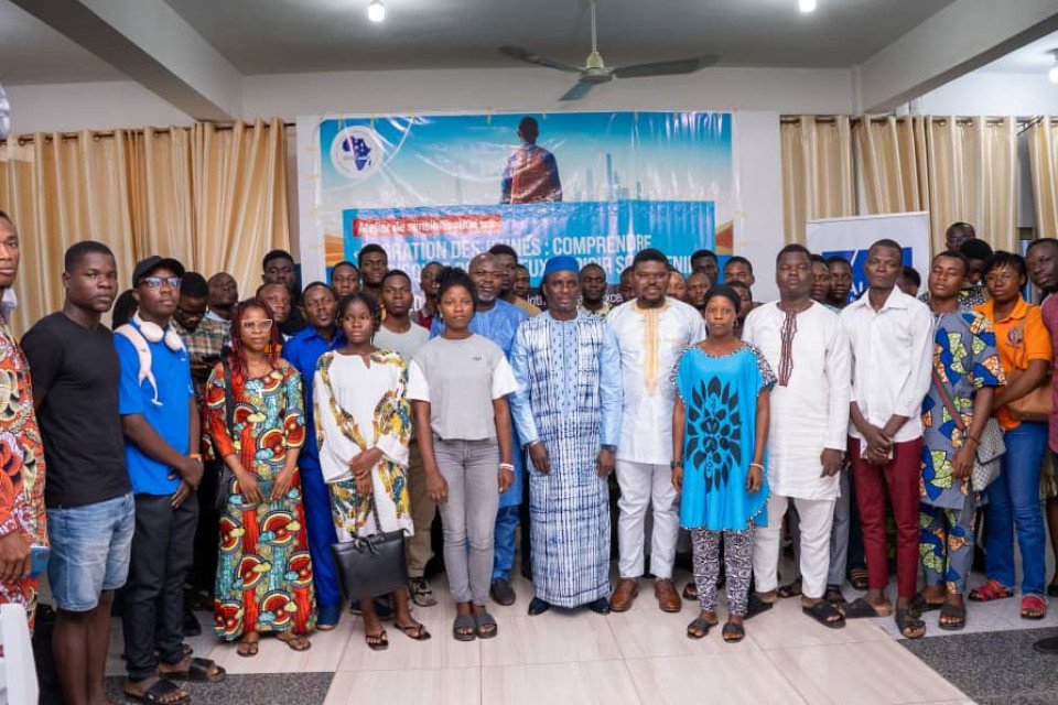 Entre Rêves et Pièges, Le Réseau-LeADER Sonne l’Alerte !