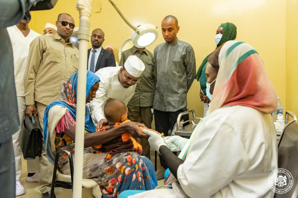 Le Président Mahamat Idriss Déby Itno déplore l’état des hôpitaux de N’Djaména