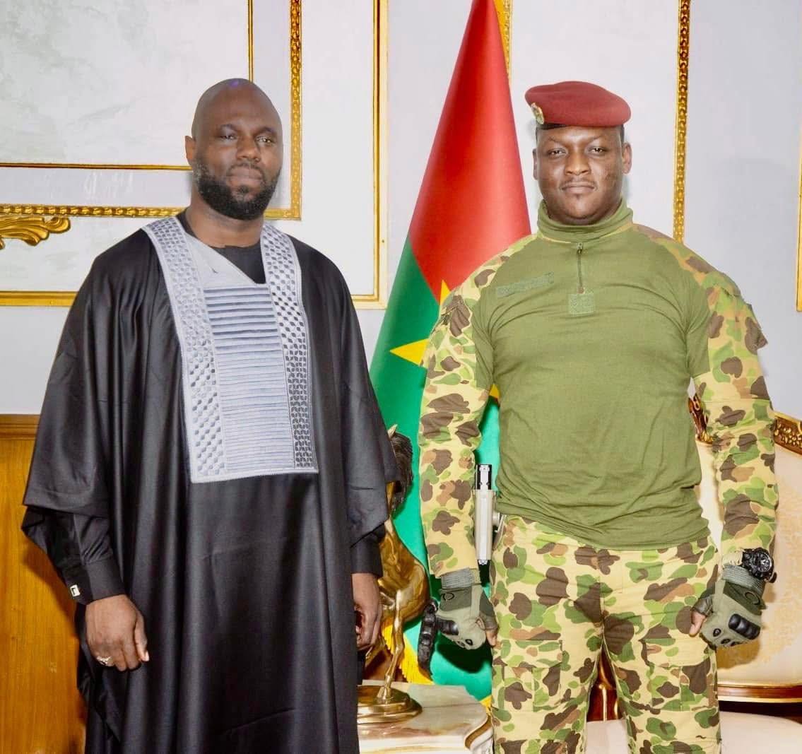  Kemi Seba apporte son soutien à Ibrahim Traoré à la veille d'une marche de mobilisation