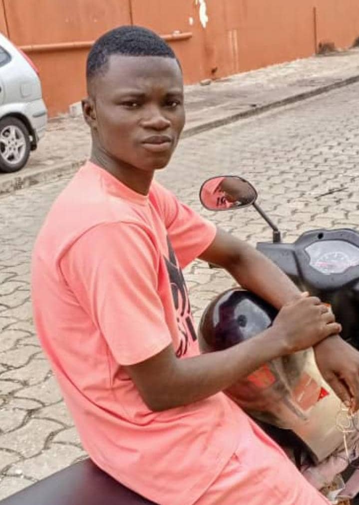  « C'est dans nos classes que se trouve le laboratoire où s'invente le Bénin de demain...», dit fièrement Pacôme Sènan Dossa, enseignant de Mathématiques 