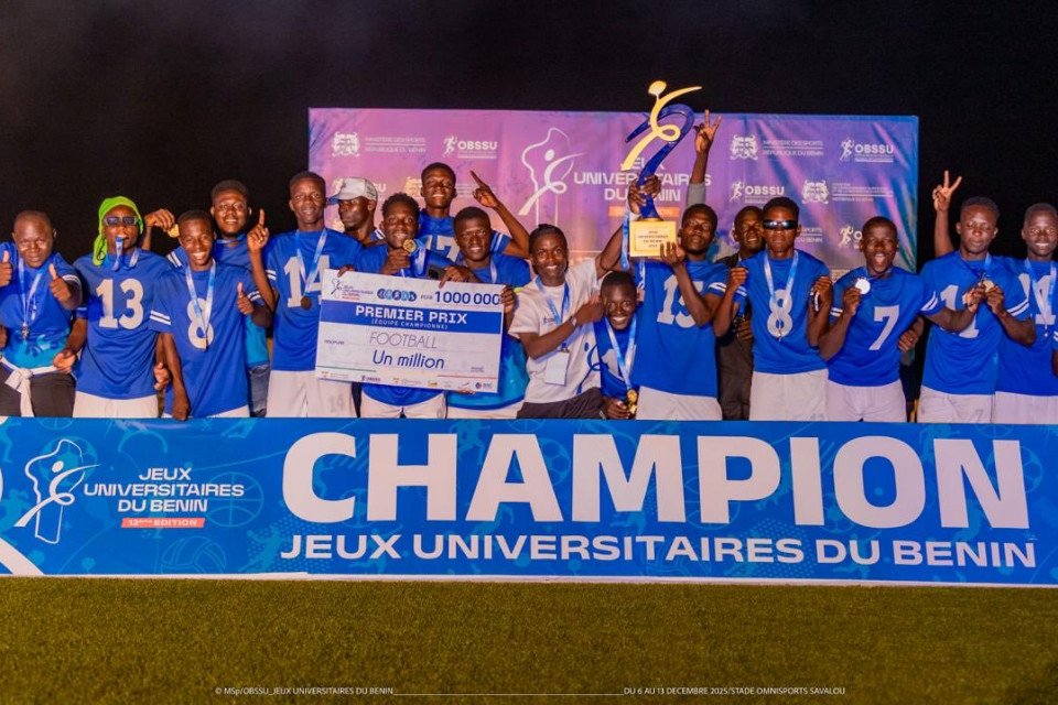 La FLASH UP réalise le doublé en football