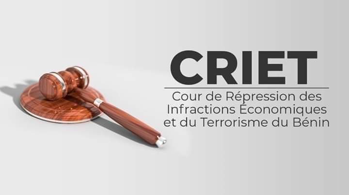 12 présumés contrebandiers devant la Criet