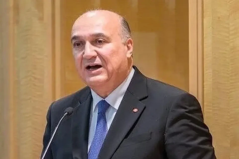 Elyes Kasri relance la polémique des territoires frontaliers avec l’Algérie