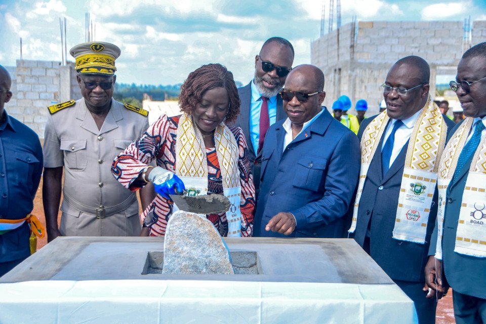 Mariatou Koné lance la construction de quatre lycées et d’un collège d’excellence pour filles